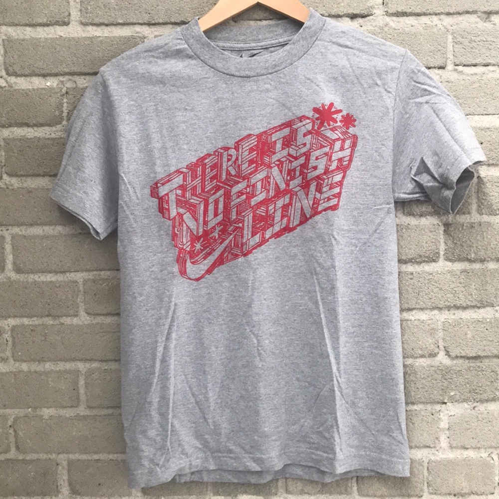 Nike Loose Fit T-Shirt